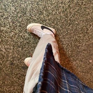 Meet your Posher, Hasana